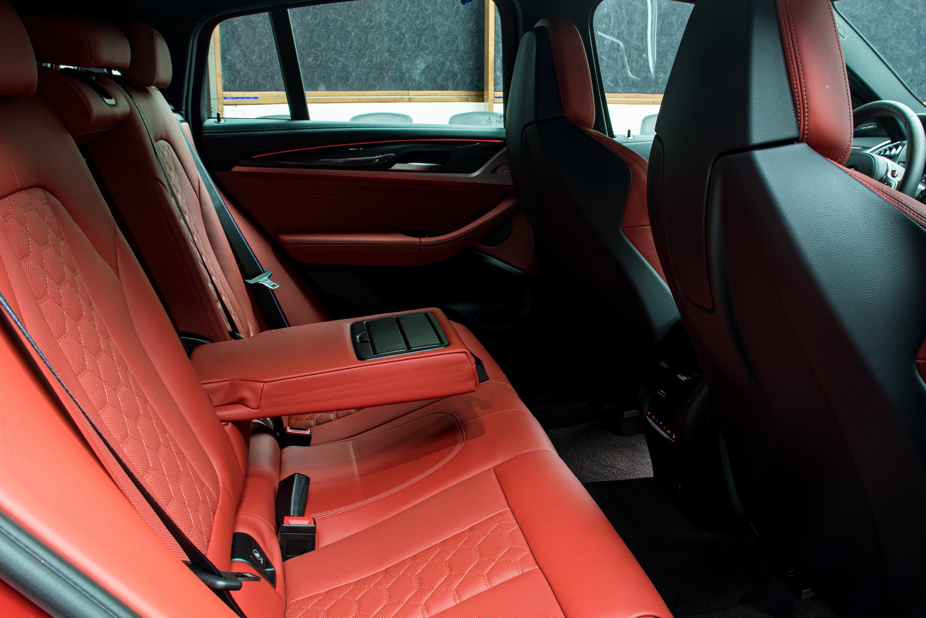 How Does Toronto Red Look On The BMW X4 M Competition?