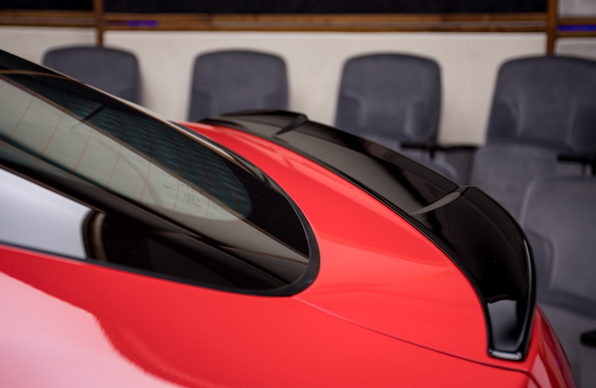 How Does Toronto Red Look On The BMW X4 M Competition?