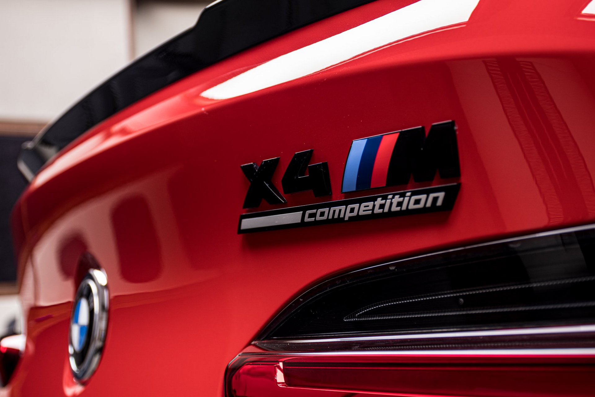 How Does Toronto Red Look On The BMW X4 M Competition?