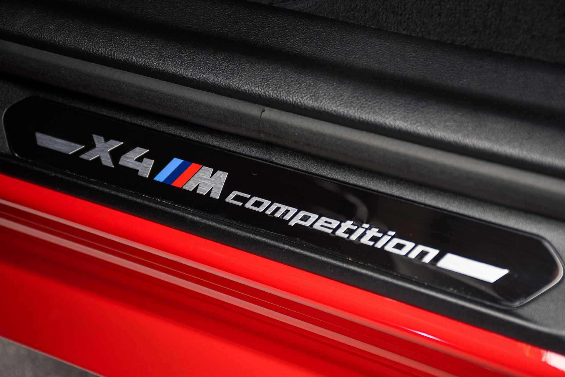 How Does Toronto Red Look On The BMW X4 M Competition?
