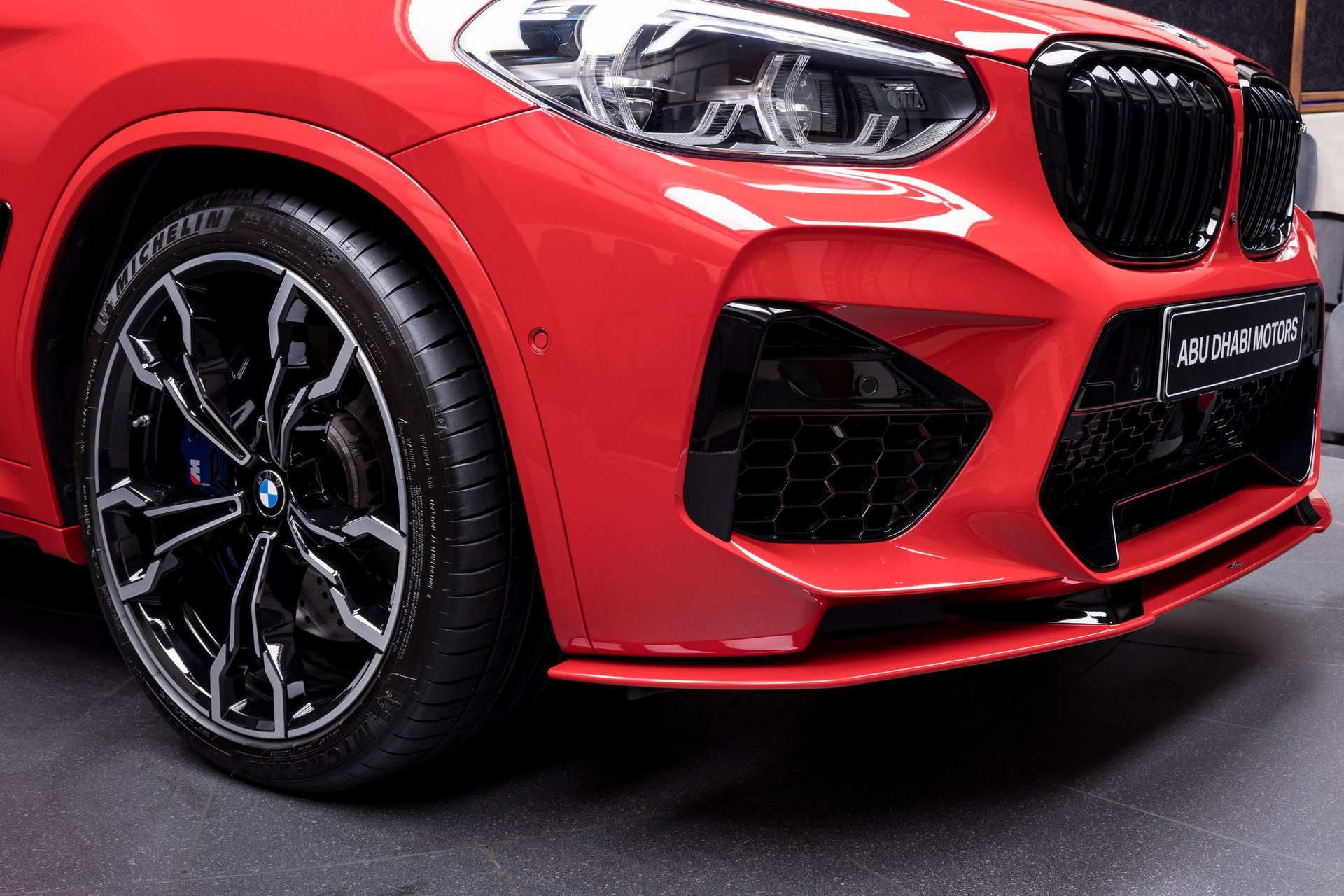 How Does Toronto Red Look On The BMW X4 M Competition?