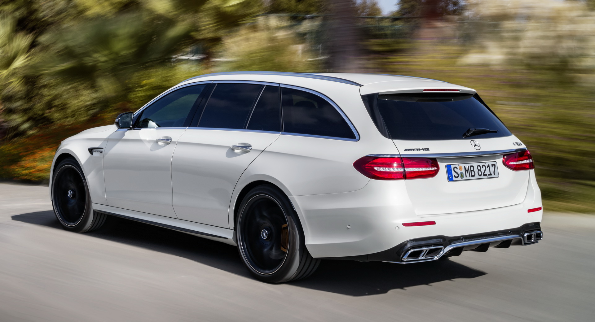 Fast Wagon Poll: Which Bonkers Family-Friendly Estate Would You Buy?