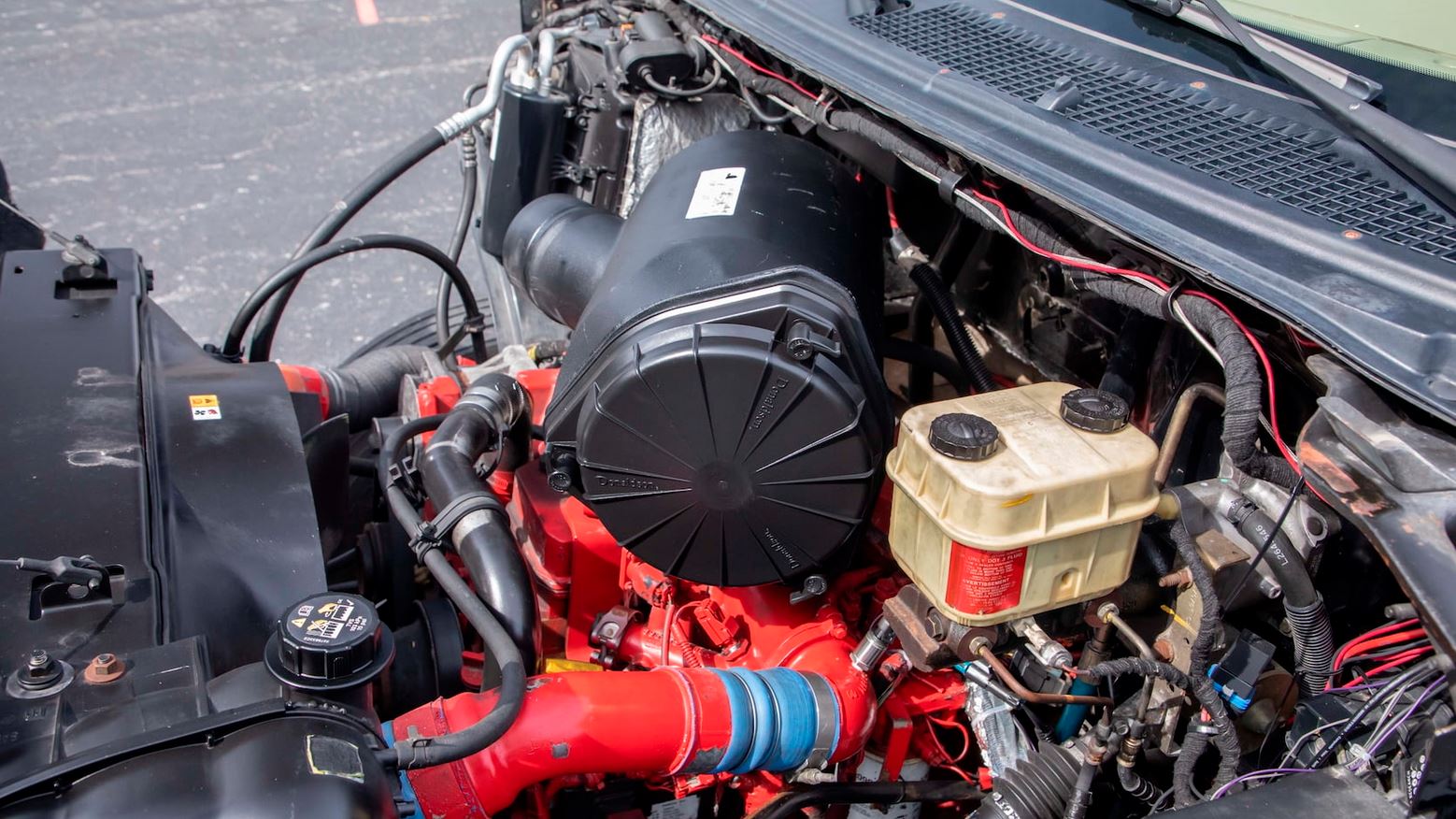 Want The Biggest, Meanest Pickup In The ‘Hood? Try This Six-Door 2005 Ford F650