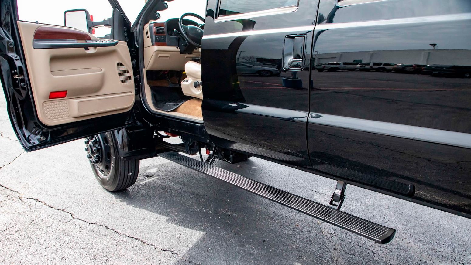 Want The Biggest, Meanest Pickup In The ‘Hood? Try This Six-Door 2005 Ford F650