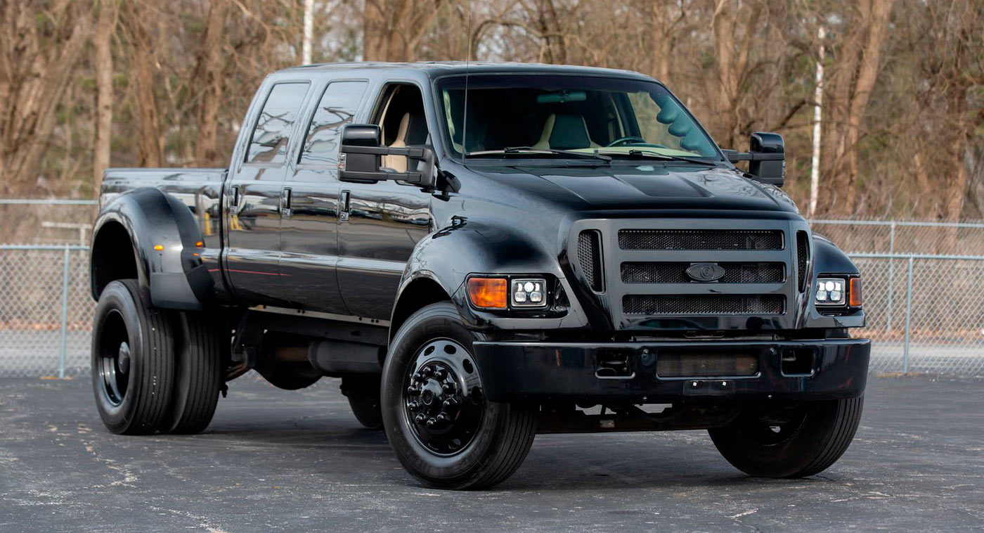 Want The Biggest, Meanest Pickup In The Hood? Try This Six-Door 2005 Ford  F650 | Carscoops