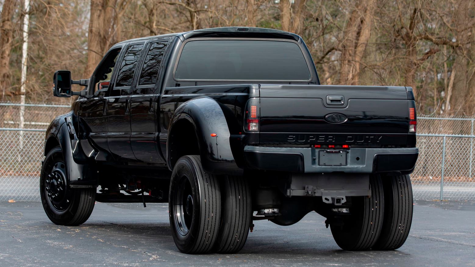 Want The Biggest, Meanest Pickup In The ‘Hood? Try This Six-Door 2005 Ford F650