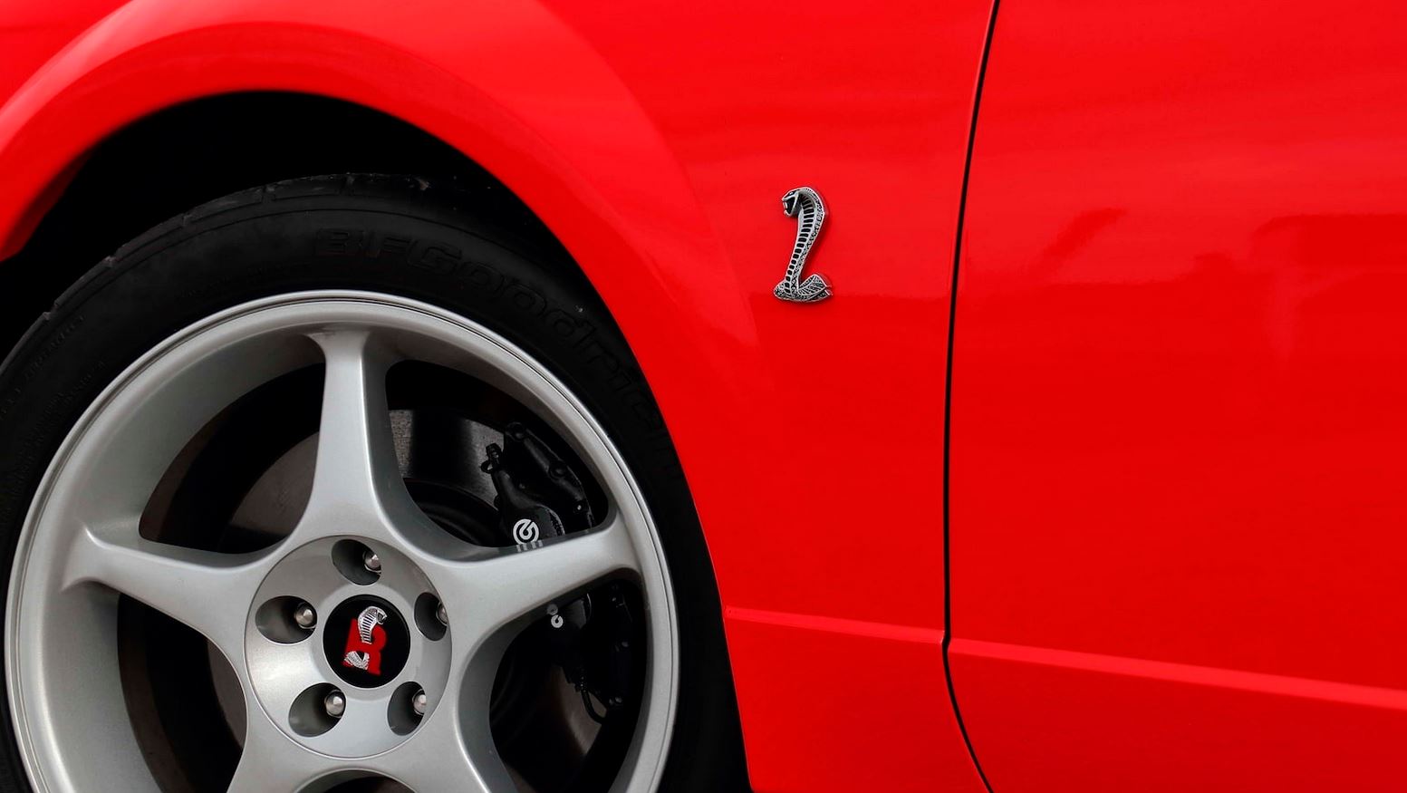 This 2000 Ford Mustang SVT Cobra R Was Driven Just 480 Miles And That’s A Travesty