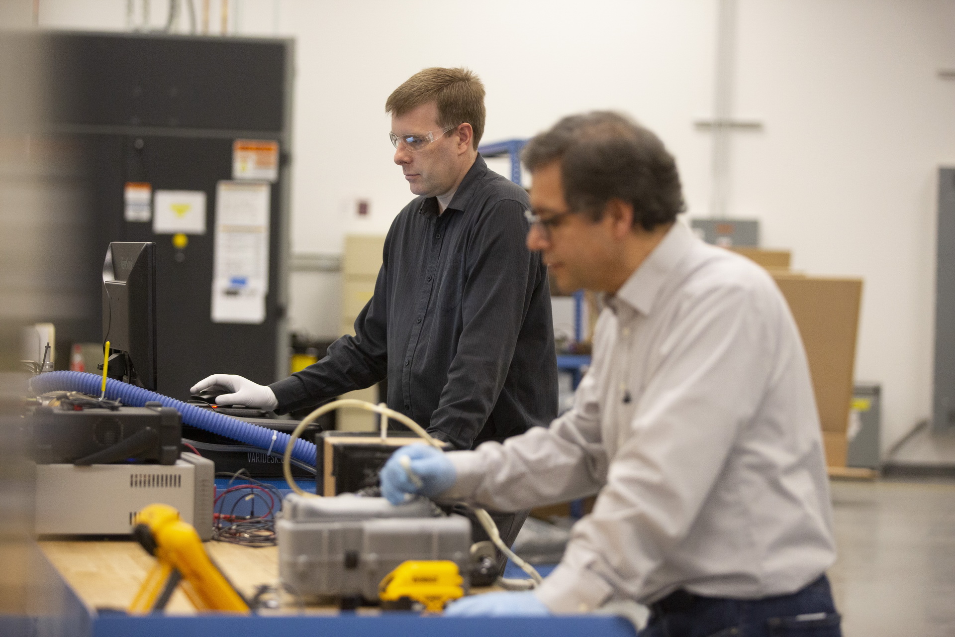 Ford Making Gowns From Airbag Materials, Begins Respirator Production In Michigan