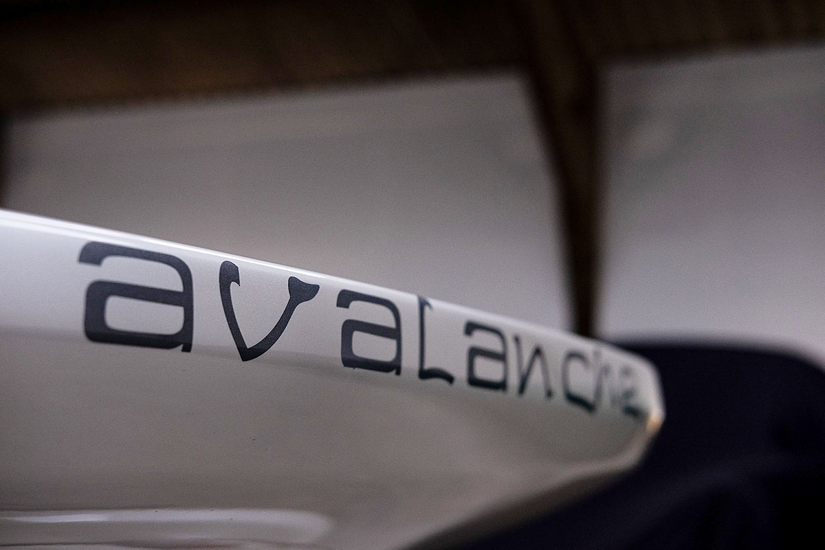 Gemballa’s 1986 Avalanche Porsche 911 Is The Automotive Equivalent Of A Human Ken Doll