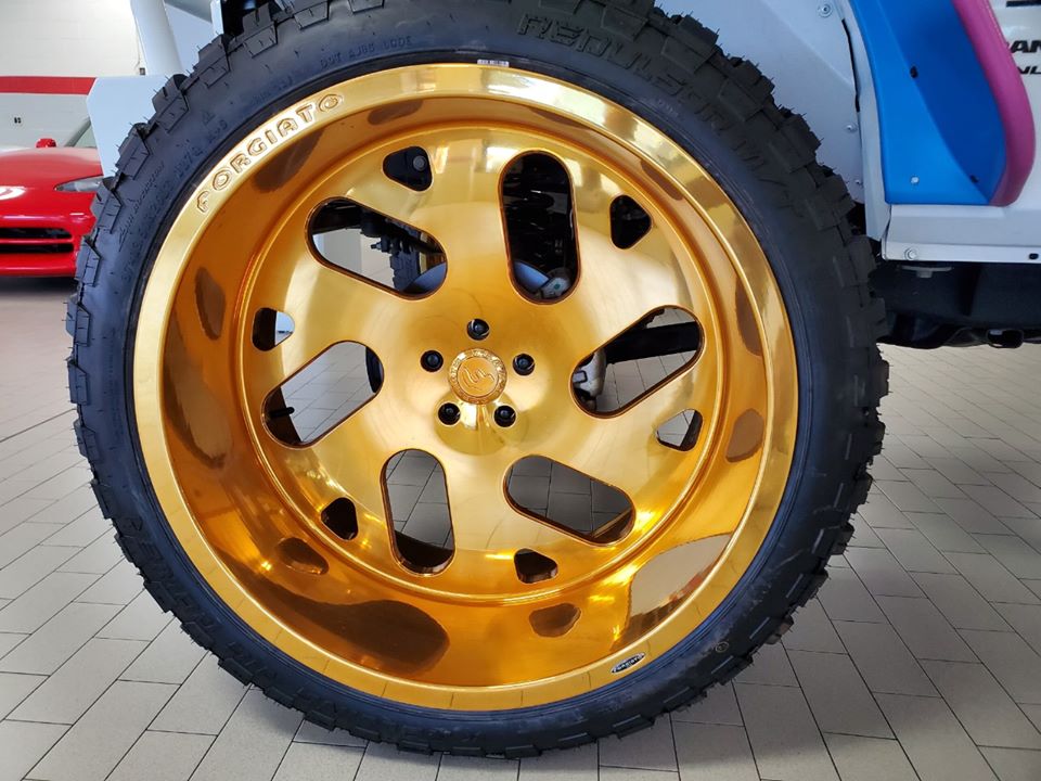 You Wouldn’t Understand, ’90s Themed Wrangler Is A Jeep Thing With “Over $100,000 Invested”