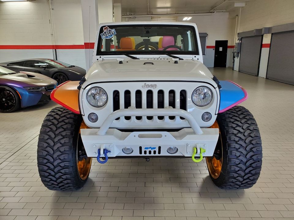 You Wouldn’t Understand, ’90s Themed Wrangler Is A Jeep Thing With “Over $100,000 Invested”