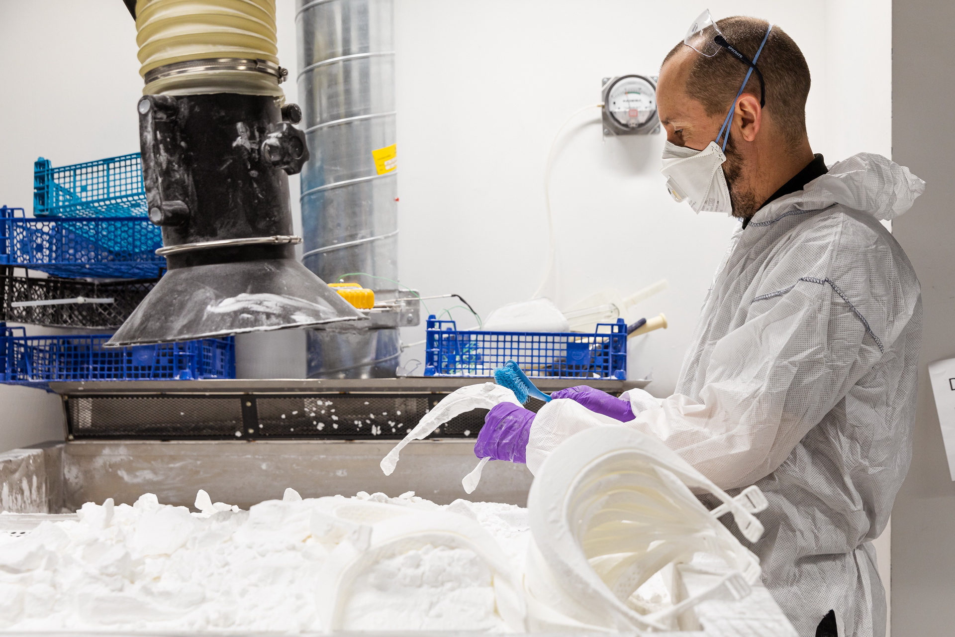 Jaguar Land Rover Aims To 3D Print 5,000 Visors Per Week