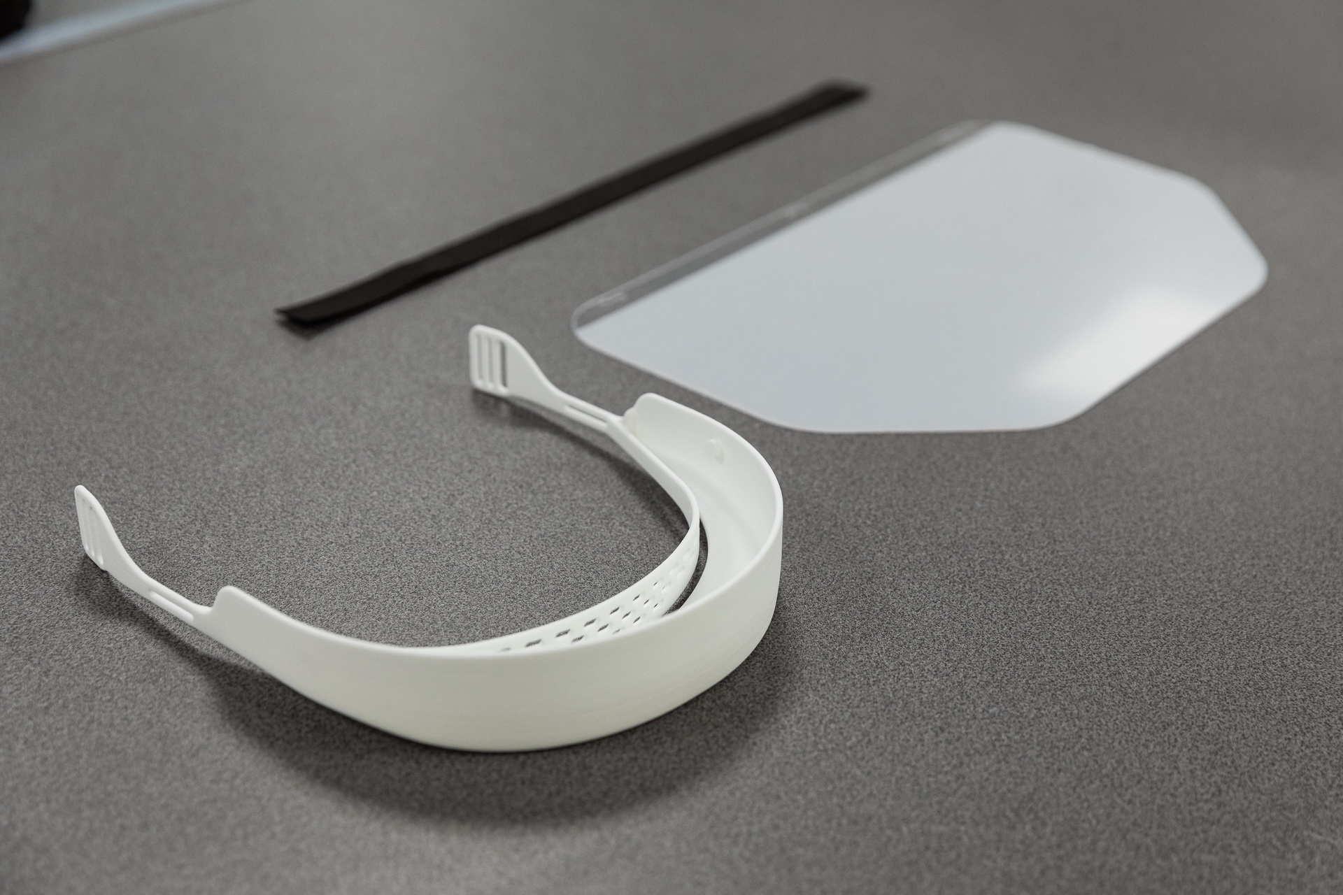 Jaguar Land Rover Aims To 3D Print 5,000 Visors Per Week