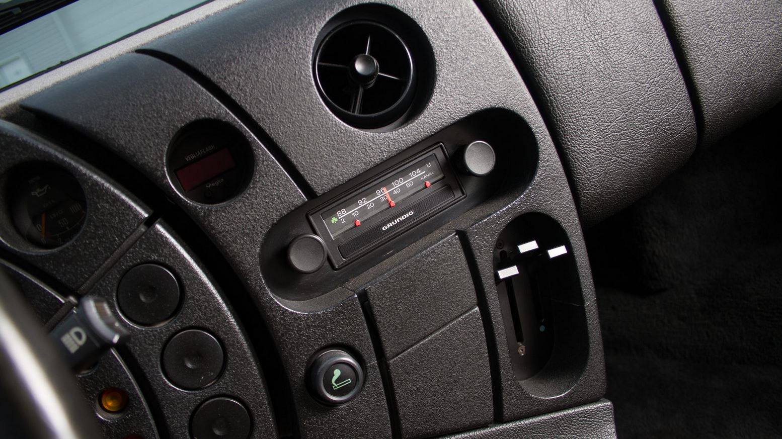 How Awesome Would Have It Been If Lincoln Produced Its 1983 Quicksilver Ghia Concept?