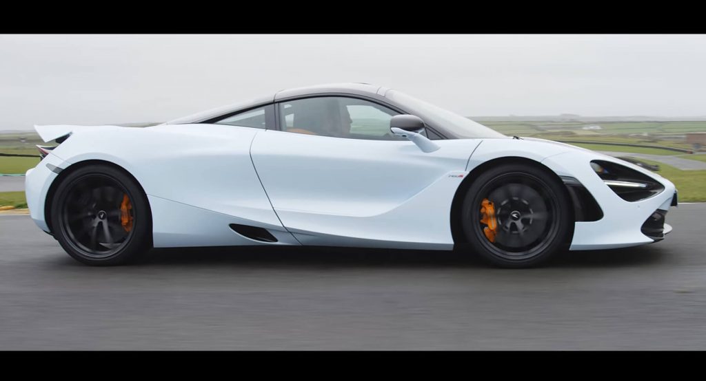 McLaren 720S Goes For A Fast Lap On Anglesey To See If It Can Beat The Ferrari 488 Pista