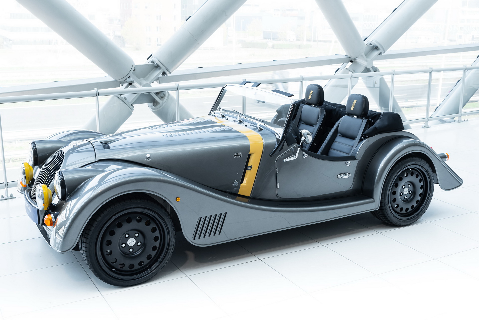 Morgan Unveils Limited Edition LE60 Plus Six And 3-Wheeler