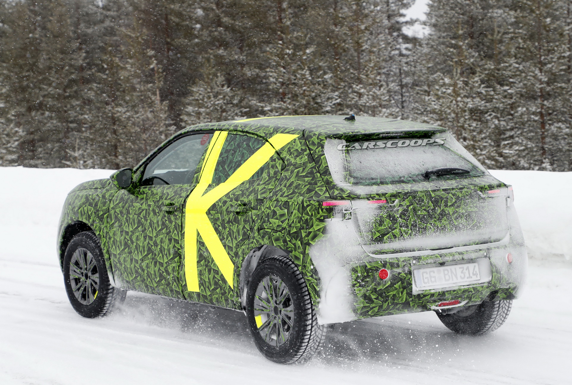 Opel Compares New Mokka To A German Supermodel, Reveals When Deliveries Start