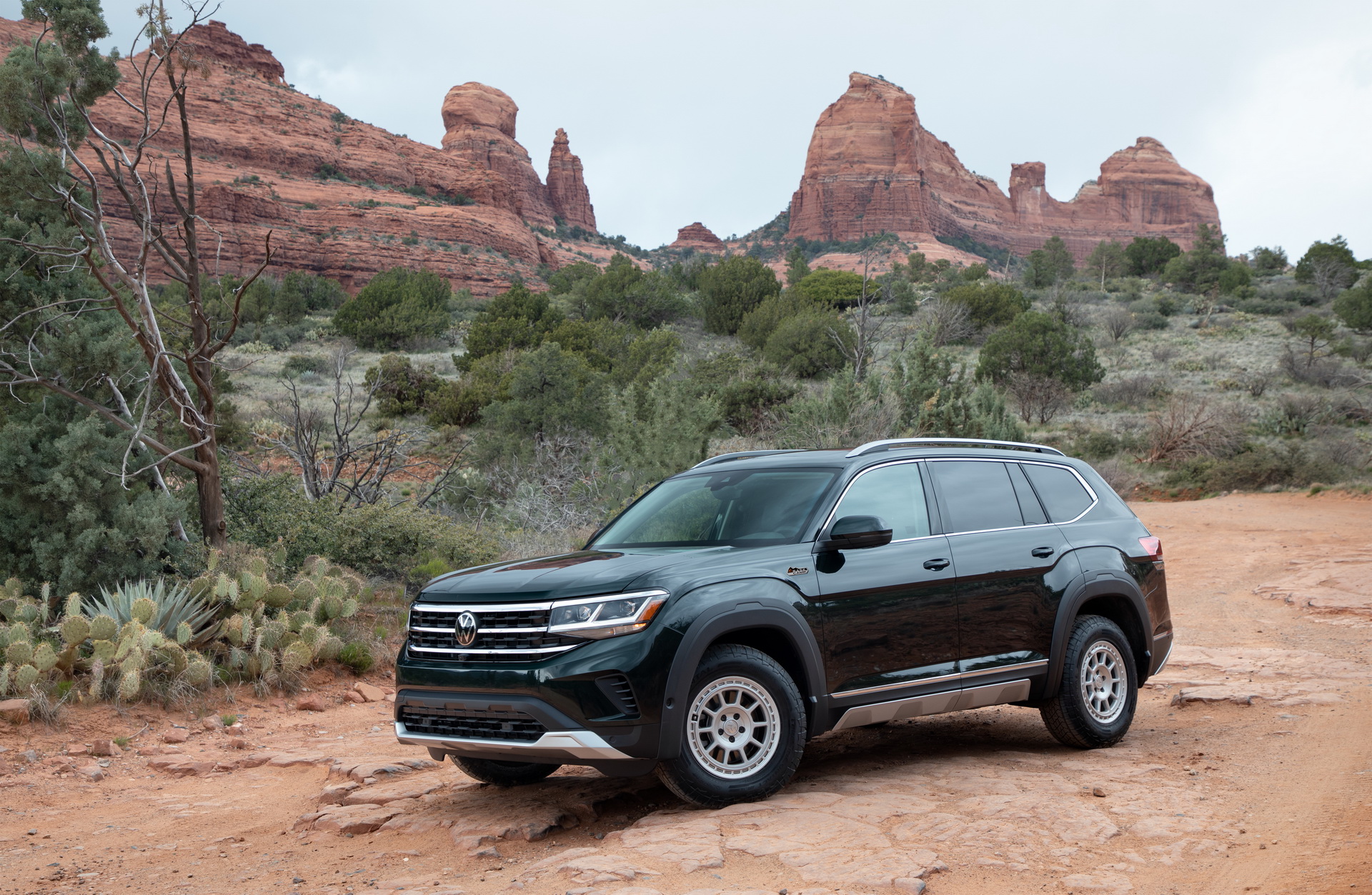 VW Atlas Gains Rugged Body Kit And Unique Wheels Thanks To New Basecamp Accessory Line