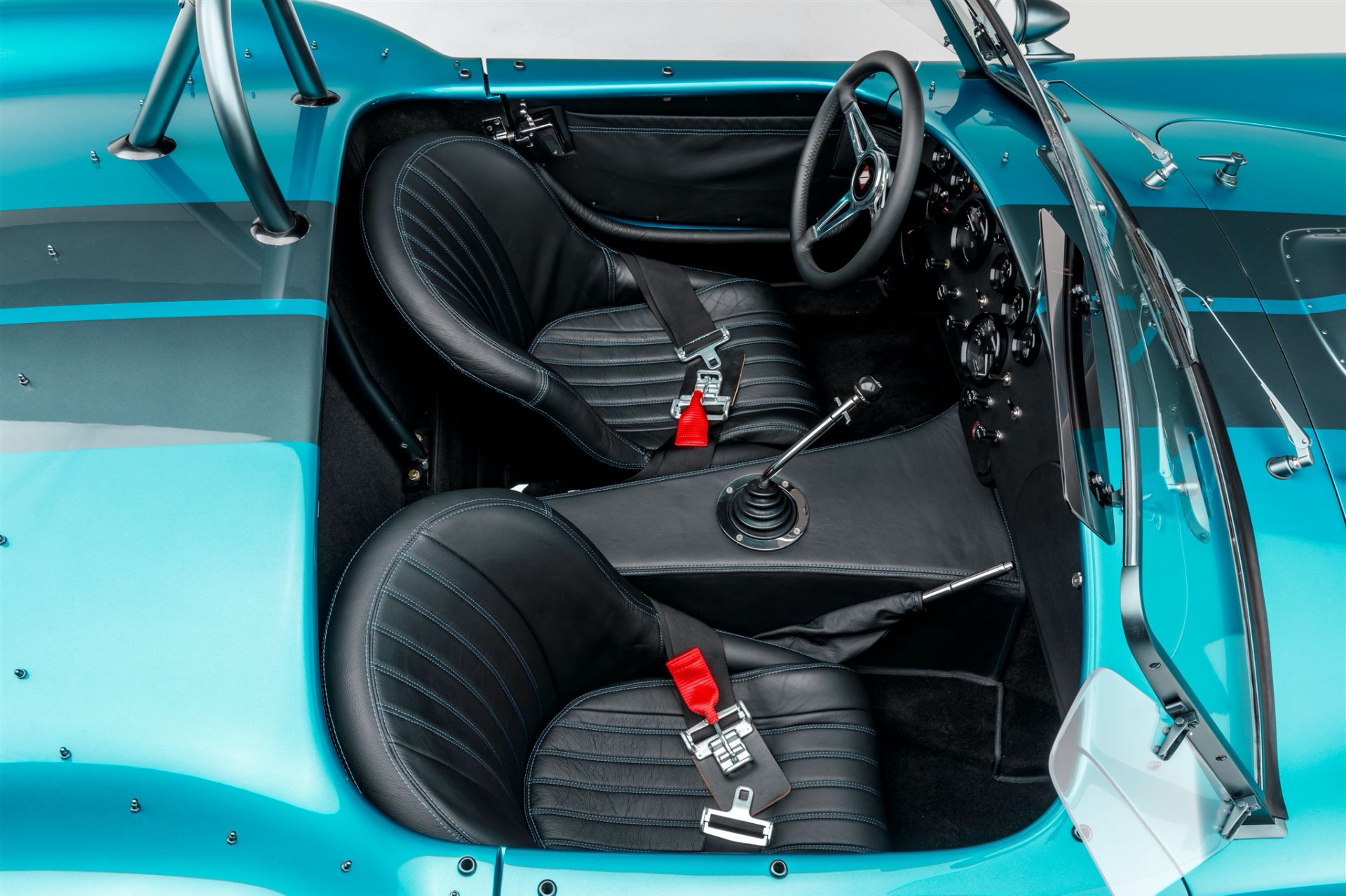 Superformance MKIII-R Lets You Live Out Your DIY Cobra Dreams; What Engine Would You Use?