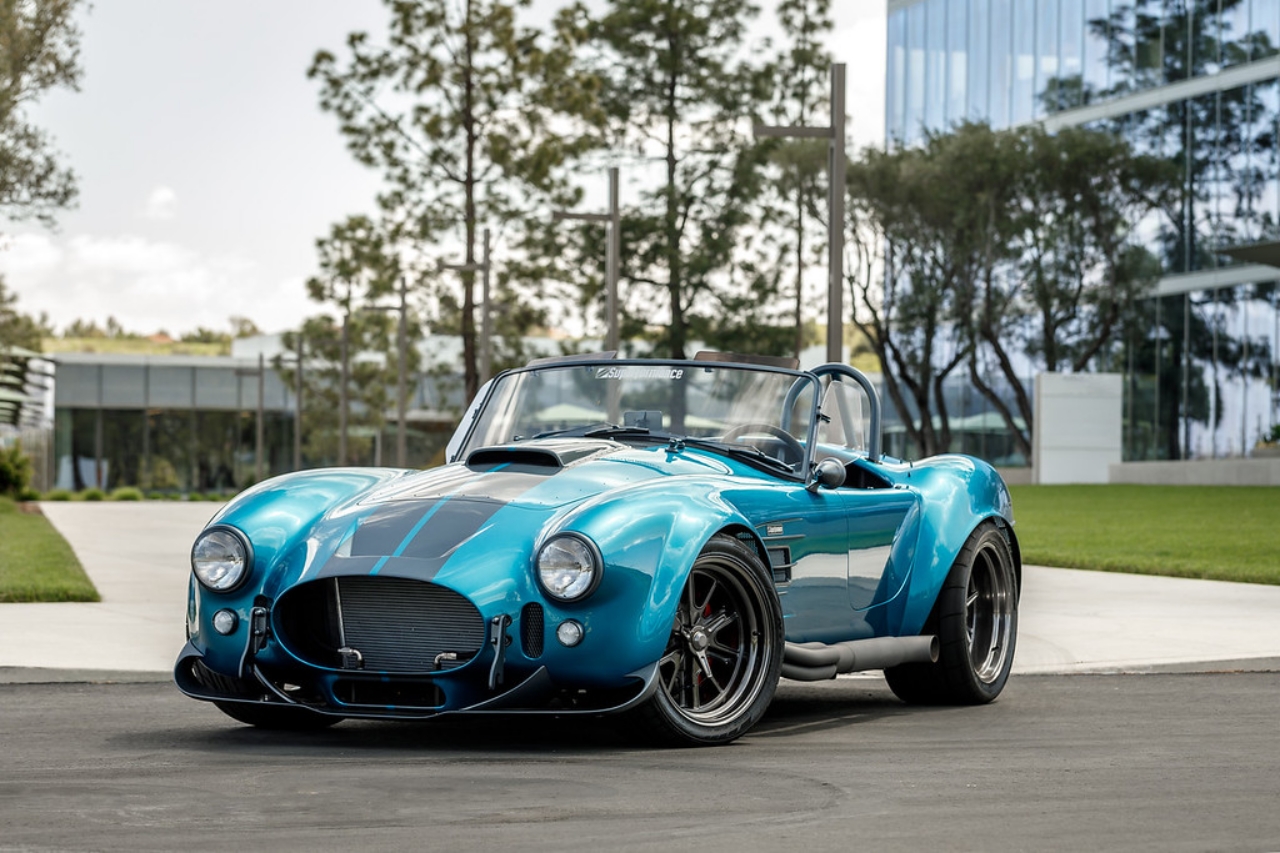 Superformance MKIII-R Lets You Live Out Your DIY Cobra Dreams; What Engine Would You Use?