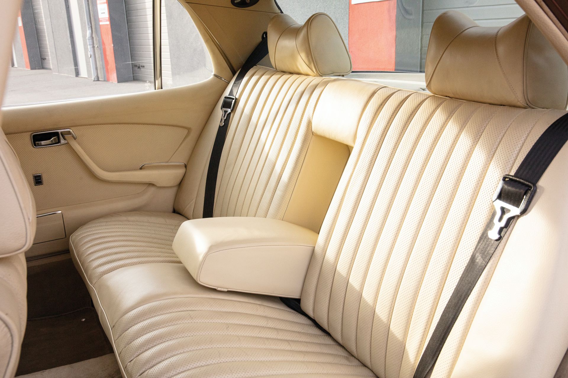 Sexy 41-Year Old 450 SEL 6.9 Is A Mercedes I’d Like to Flaunt