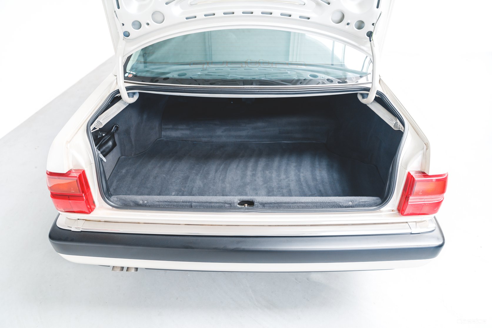 Virtually Brand New 1990 Audi V8 Is A Time Capsule That’ll Cost You As Much As 2020 A8