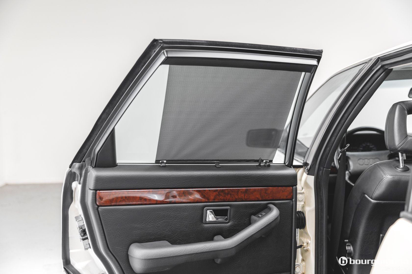 Virtually Brand New 1990 Audi V8 Is A Time Capsule That’ll Cost You As Much As 2020 A8