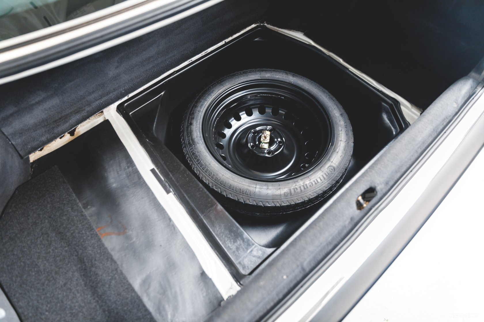 Virtually Brand New 1990 Audi V8 Is A Time Capsule That’ll Cost You As Much As 2020 A8