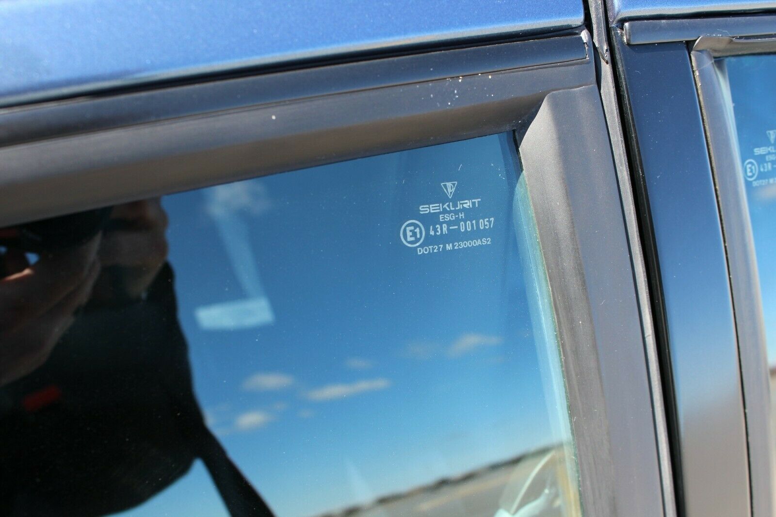 Possibly World’s Lowest Mileage 1990 Porsche 944 S2 Will Cost You $58,000