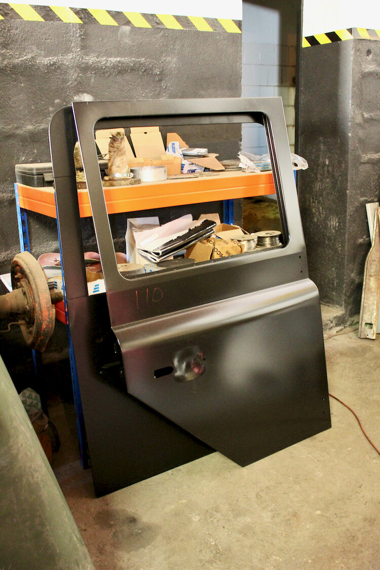 Restomod 1993 Land Rover Defender Wants To Be One With The Woods