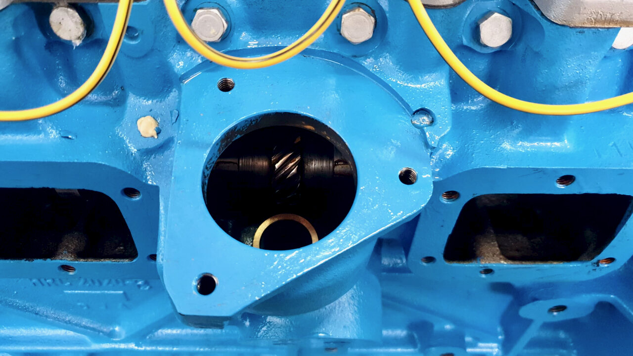 Restomod 1993 Land Rover Defender Wants To Be One With The Woods