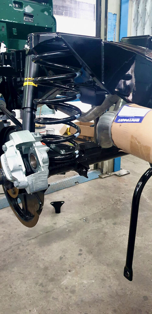 Restomod 1993 Land Rover Defender Wants To Be One With The Woods