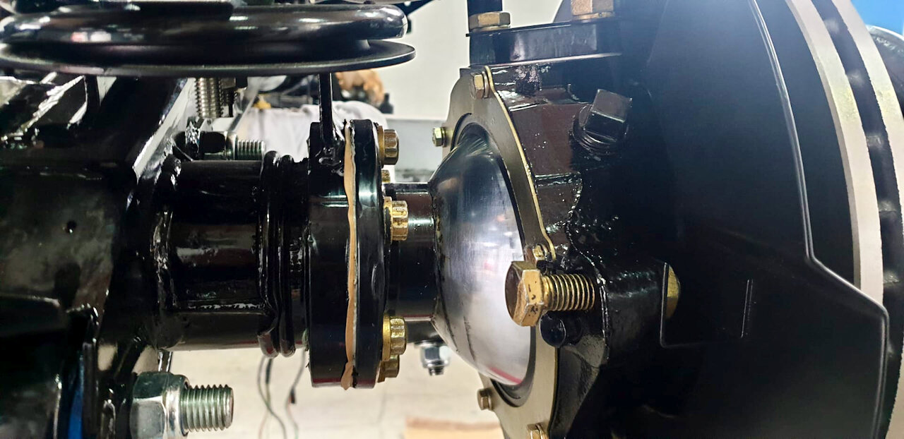 Restomod 1993 Land Rover Defender Wants To Be One With The Woods