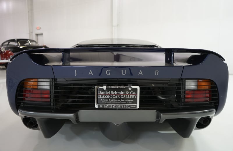 1,200 Mile Jaguar XJ220 Can Be Yours For A Tad Under Half A Million Dollars
