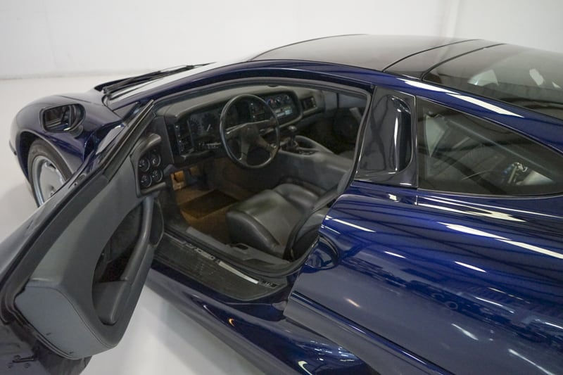 1,200 Mile Jaguar XJ220 Can Be Yours For A Tad Under Half A Million Dollars