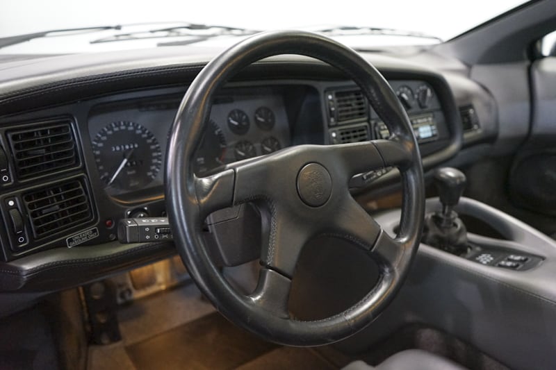 1,200 Mile Jaguar XJ220 Can Be Yours For A Tad Under Half A Million Dollars