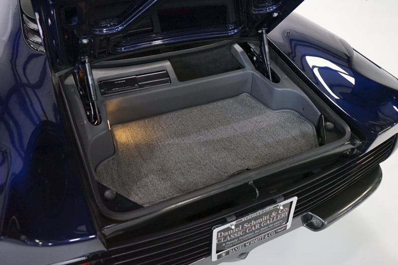 1,200 Mile Jaguar XJ220 Can Be Yours For A Tad Under Half A Million Dollars