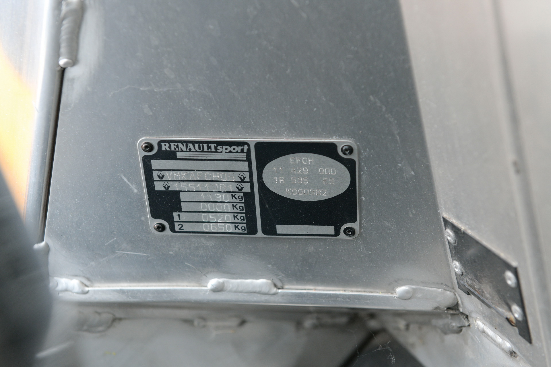 Renault Sport Spider Is One Of The Wackiest Cars Of The 1990s