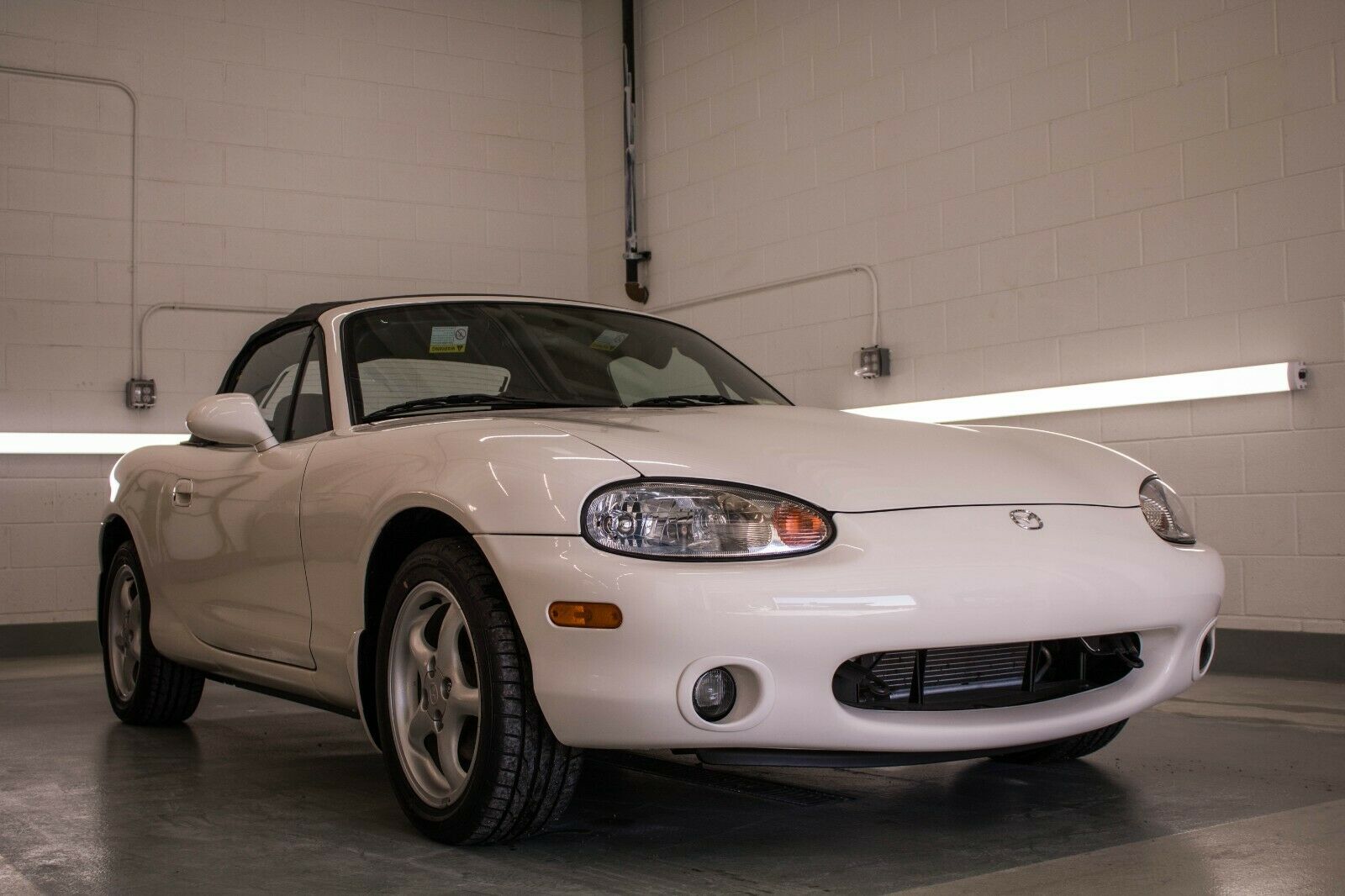 Get Ready For Summer With This 20 Year Old, 1,200 Mile Mazda MX-5 Miata