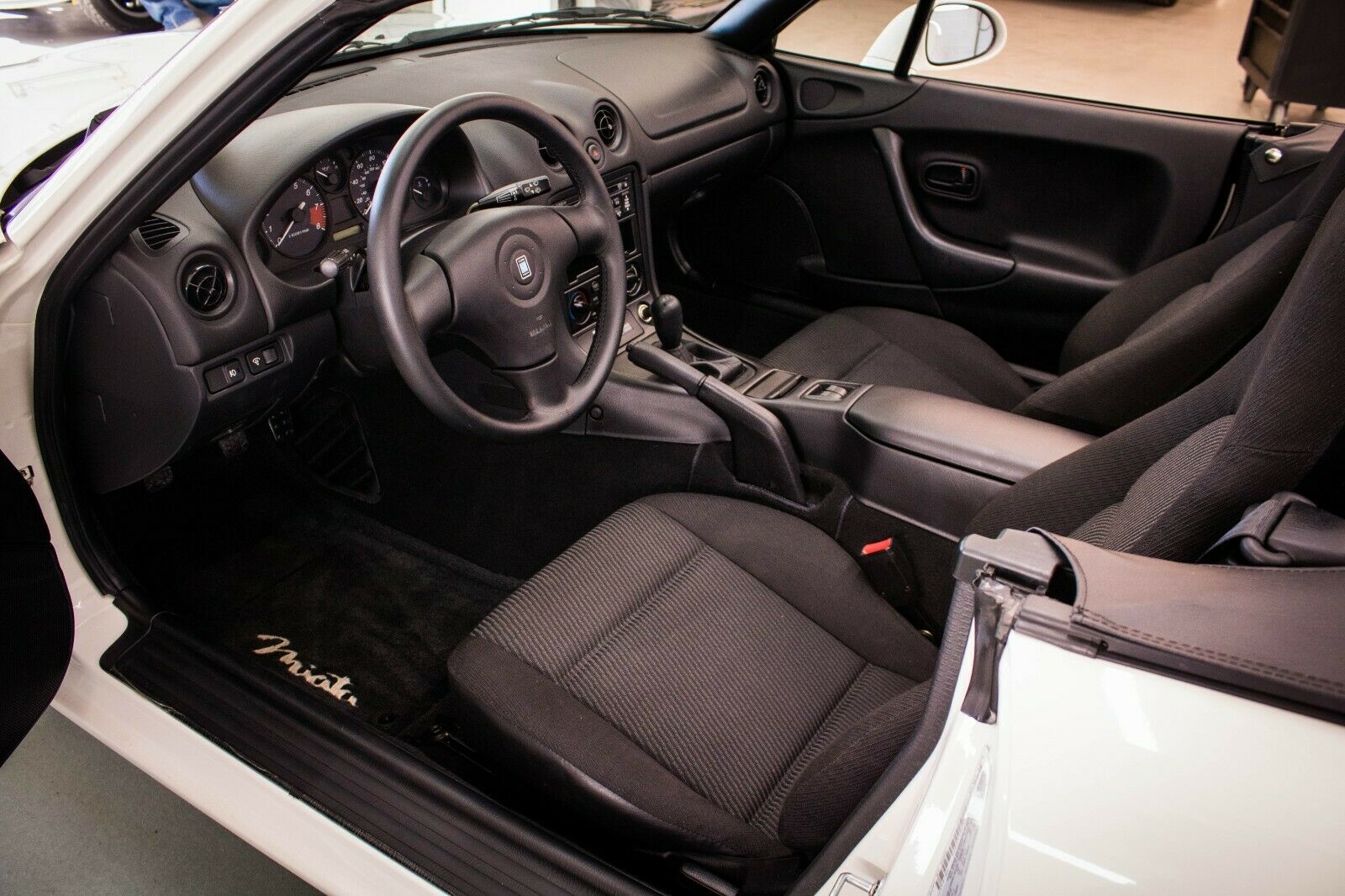 Get Ready For Summer With This 20 Year Old, 1,200 Mile Mazda MX-5 Miata