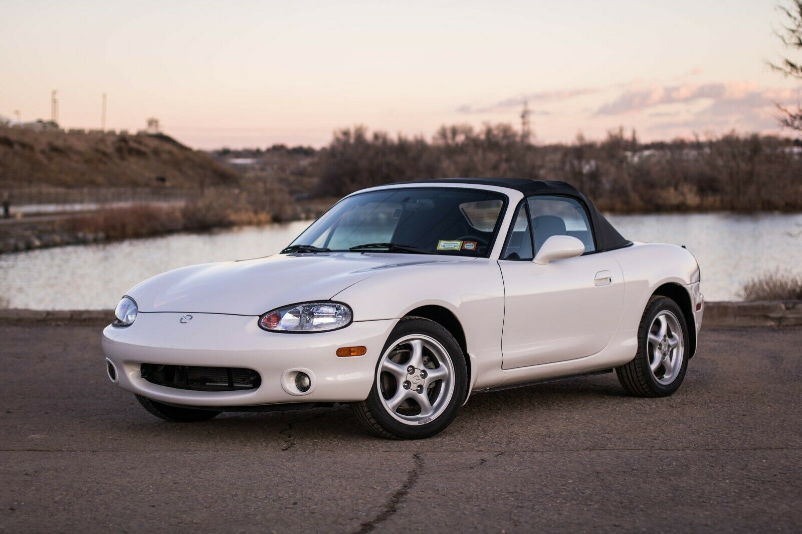 Get Ready For Summer With This 20 Year Old, 1,200 Mile Mazda MX-5 Miata