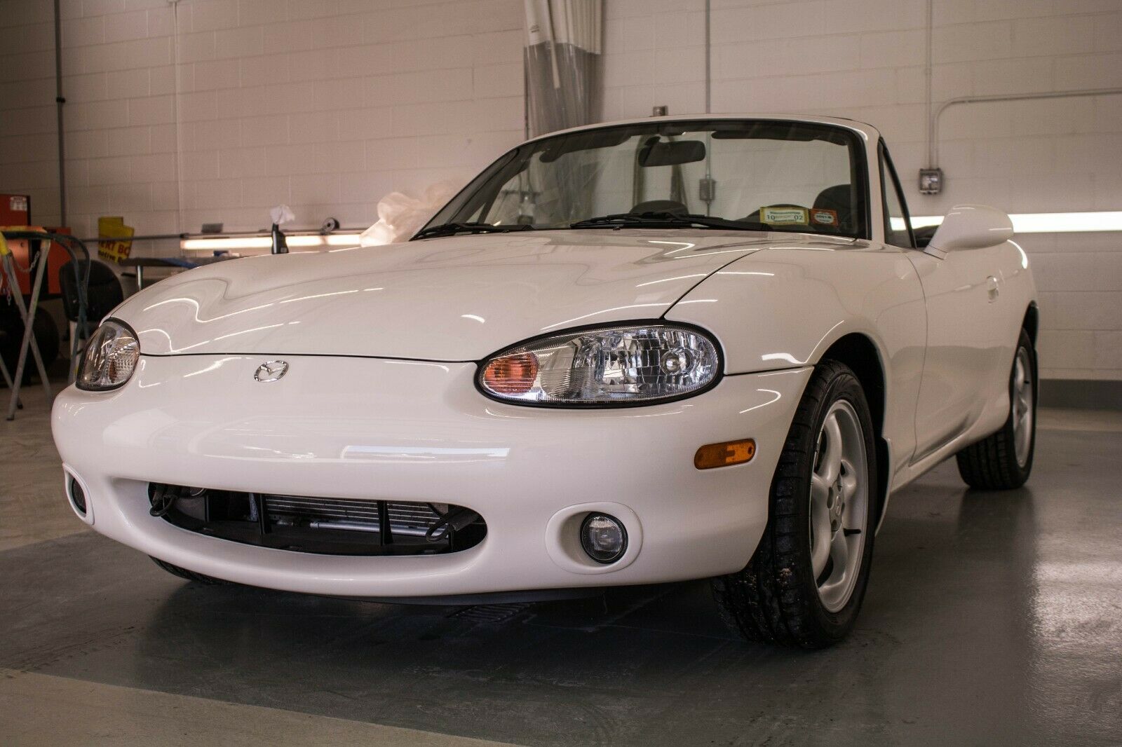 Get Ready For Summer With This 20 Year Old, 1,200 Mile Mazda MX-5 Miata