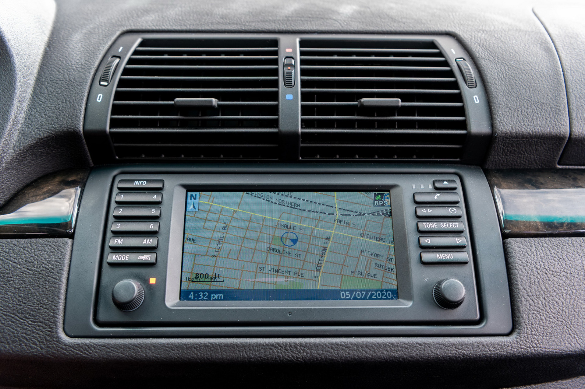 Imola Red 2004 BMW X5 4.8iS: Pay Tribute (And Maintenance) To The Original SAV