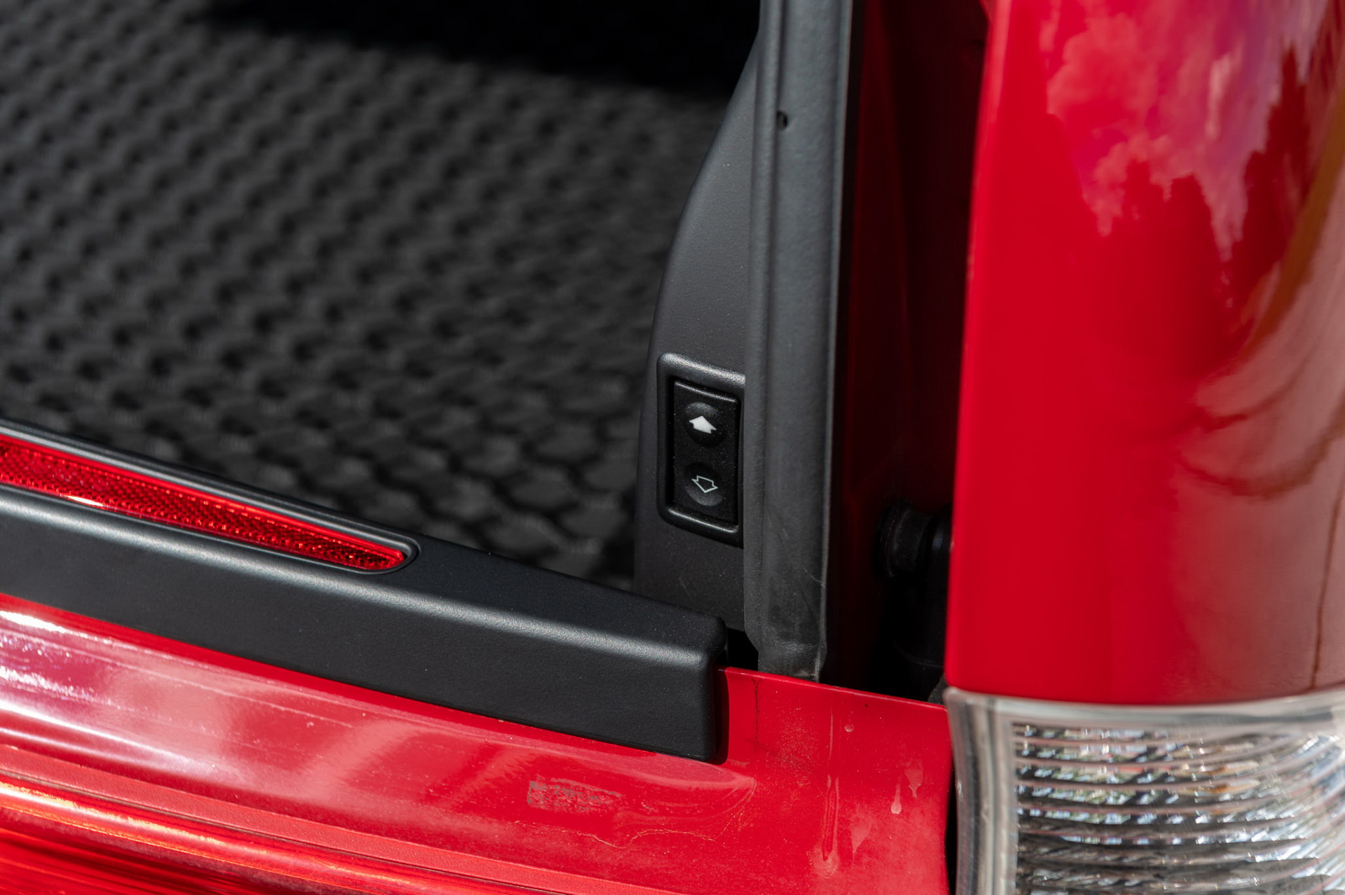 Imola Red 2004 BMW X5 4.8iS: Pay Tribute (And Maintenance) To The Original SAV