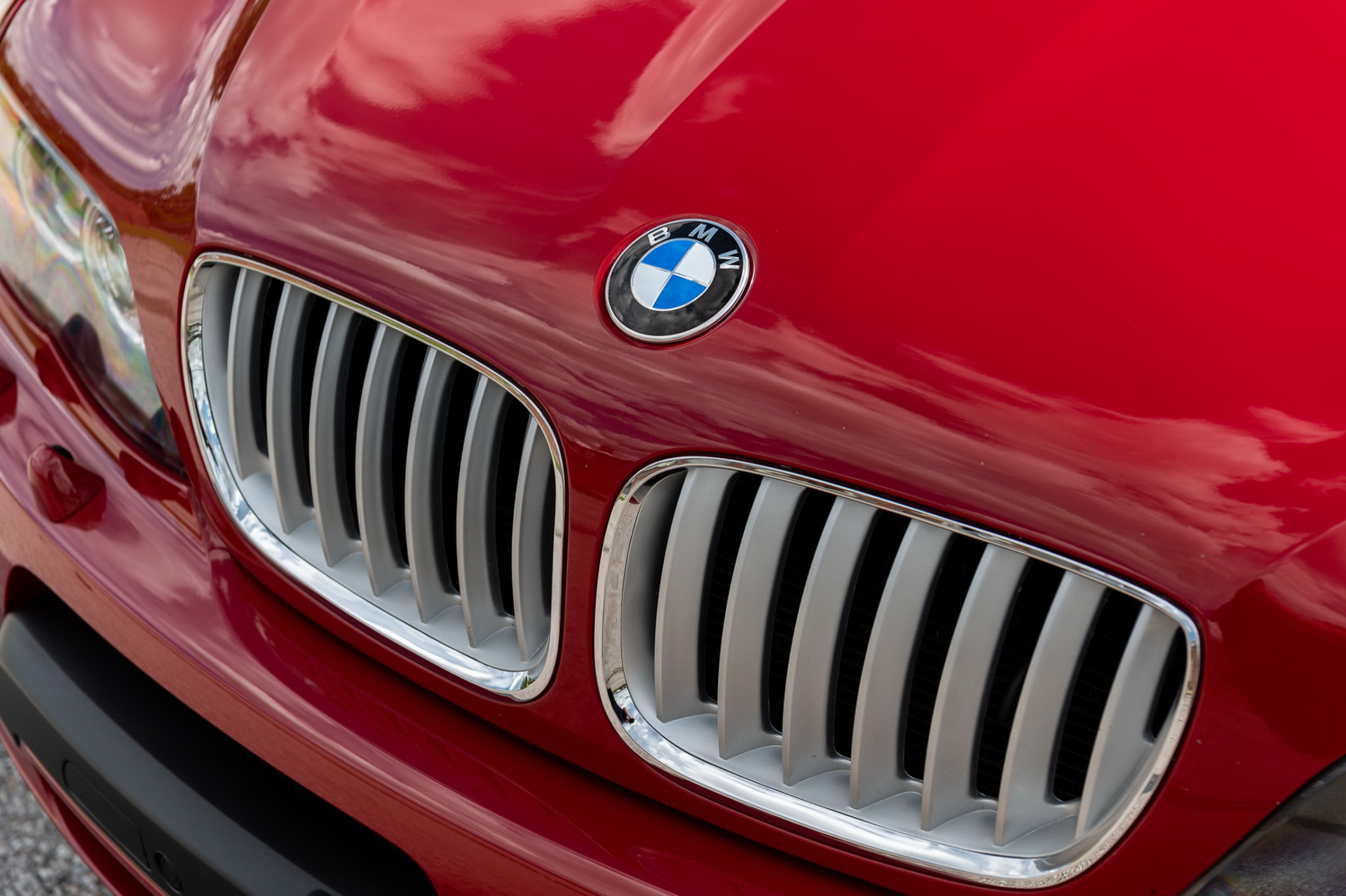 Imola Red 2004 BMW X5 4.8iS: Pay Tribute (And Maintenance) To The Original SAV
