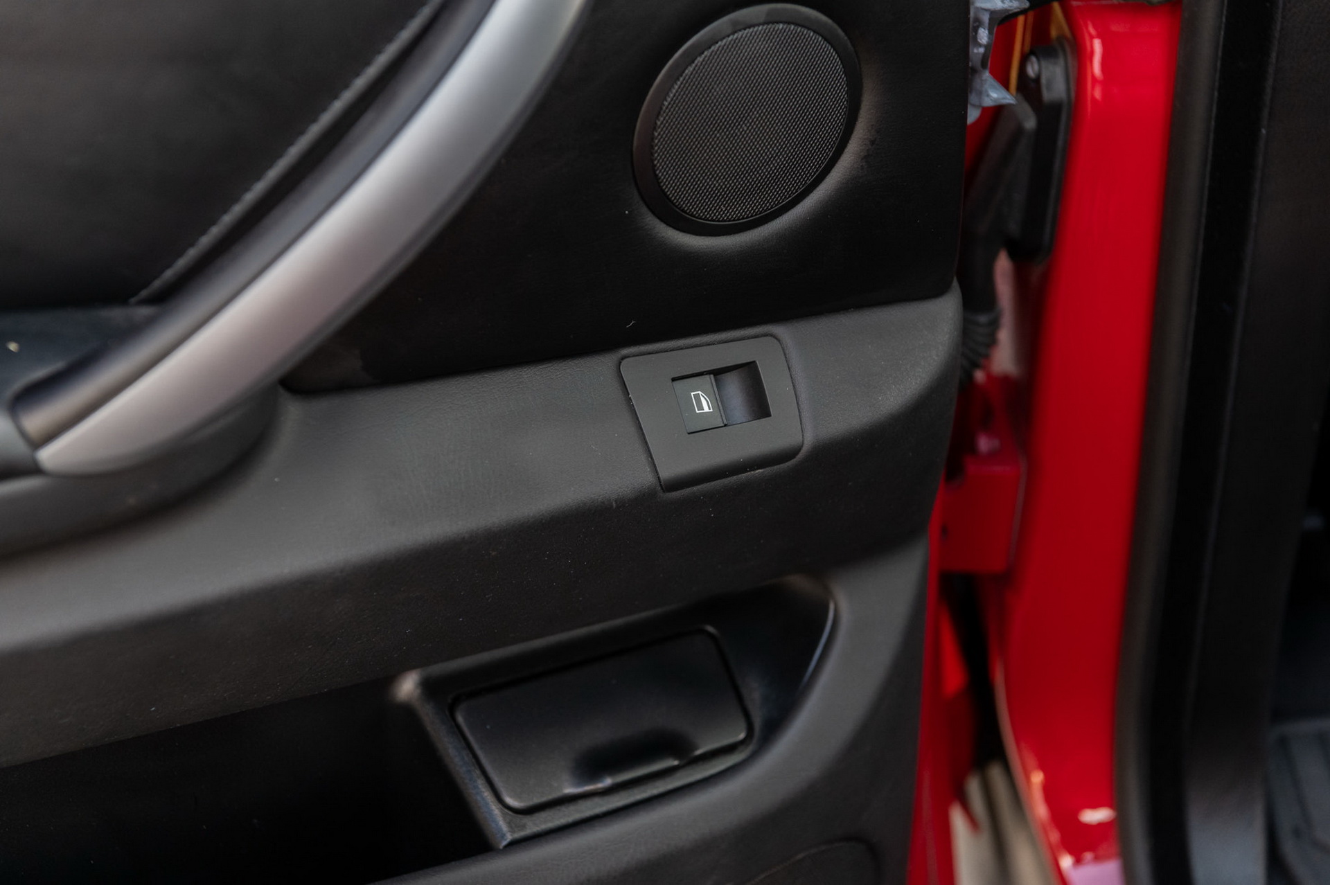 Imola Red 2004 BMW X5 4.8iS: Pay Tribute (And Maintenance) To The Original SAV