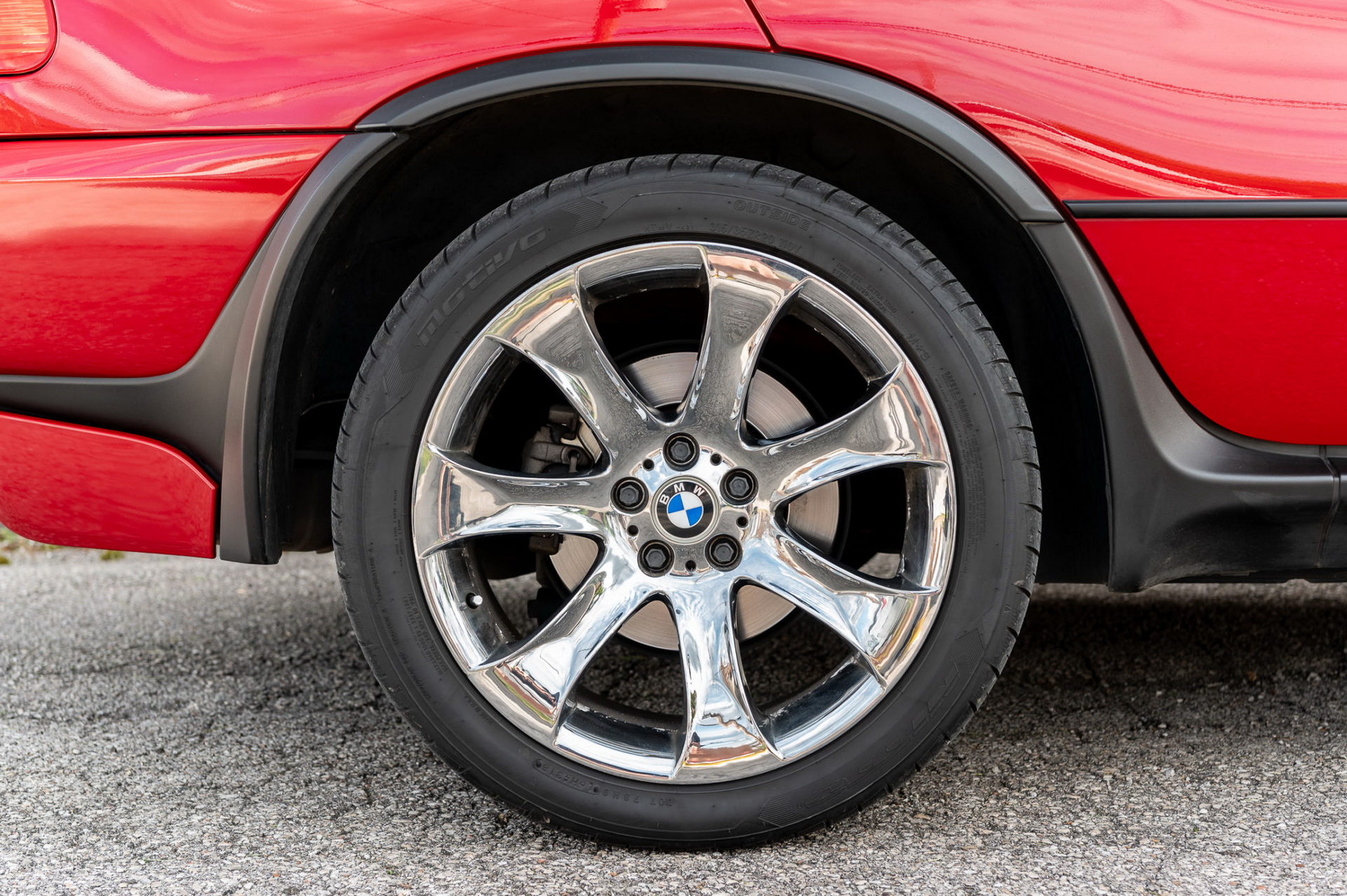 Imola Red 2004 BMW X5 4.8iS: Pay Tribute (And Maintenance) To The Original SAV