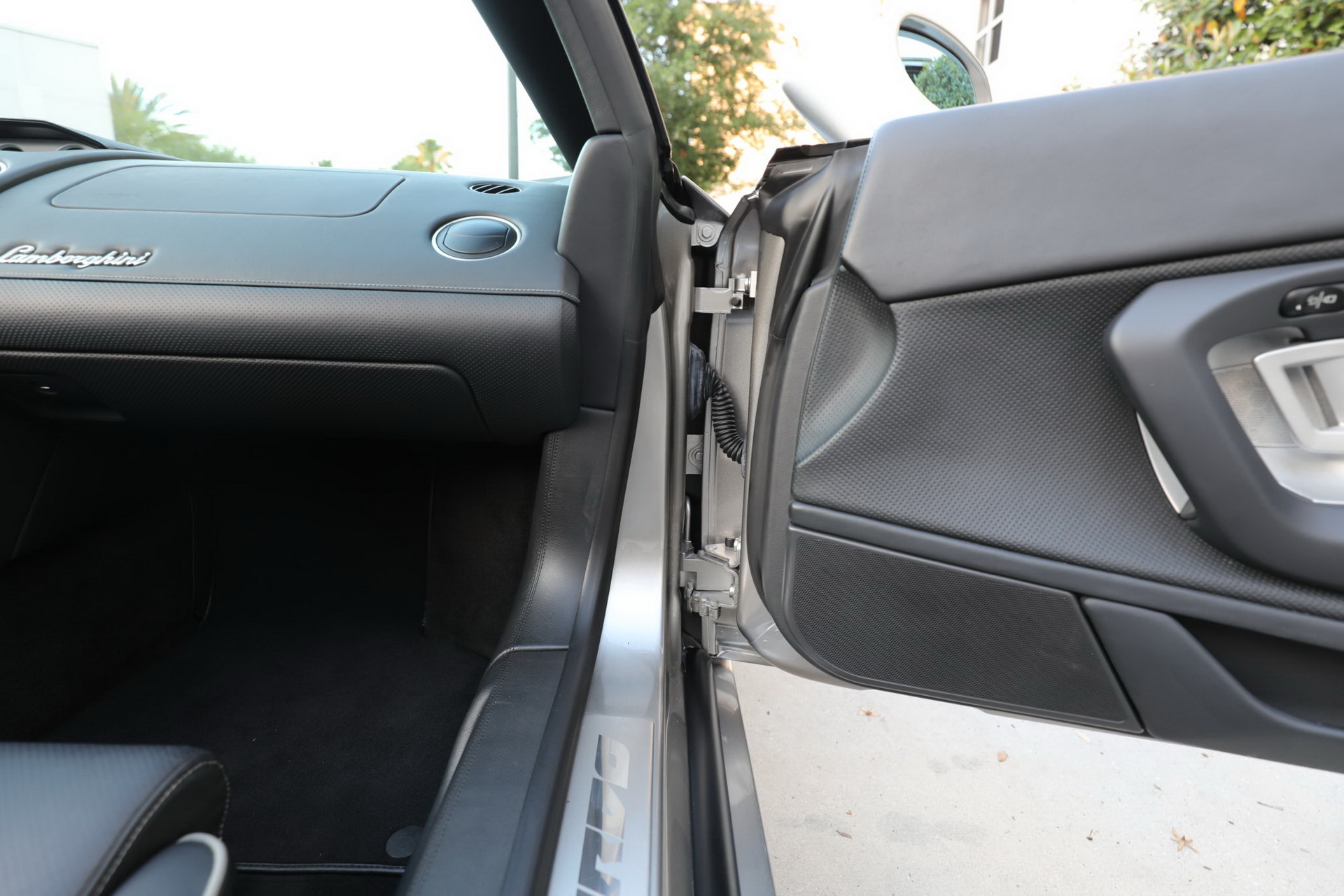 Grigio Antares Really Brings Out The “Audi” In This Lamborghini Gallardo