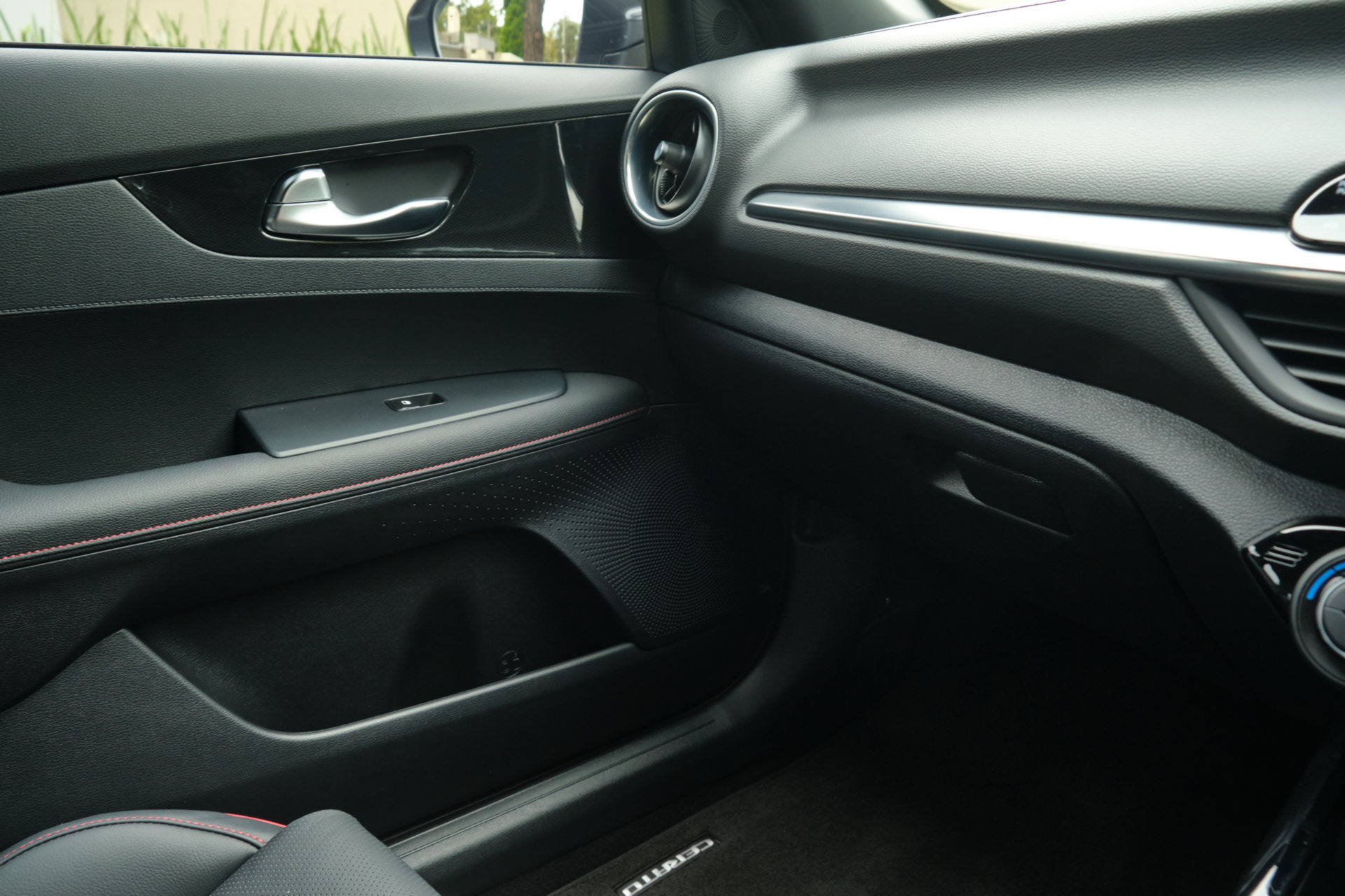 Driven: 2019 Kia Cerato (Forte) GT Is A Warm Hatch That’s Fun To Drive And Attractively Priced