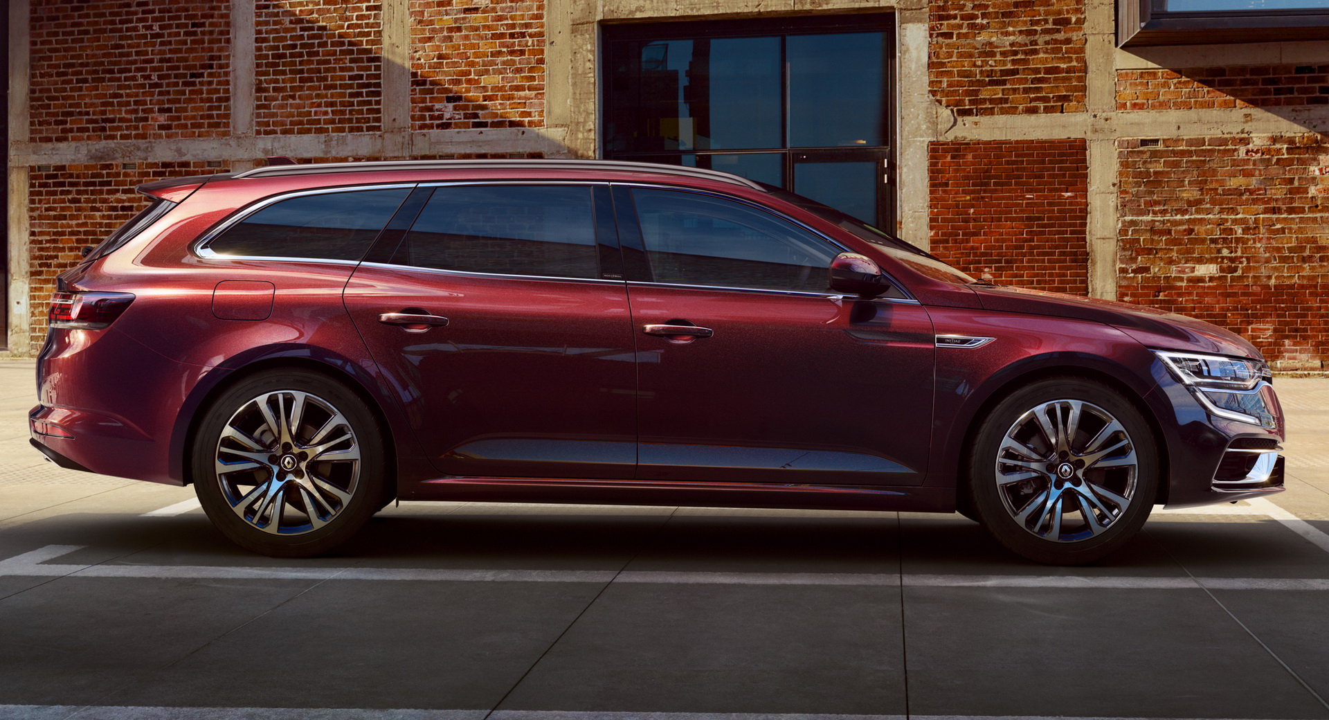 Renault To Drop Scenic, Espace And Talisman, Develop New Crossovers And SUVs?